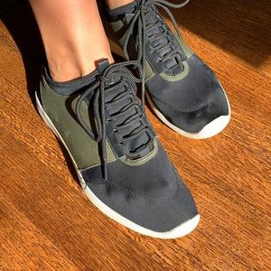 Zara Casual Sneakers Size 10 US, 41 EU.